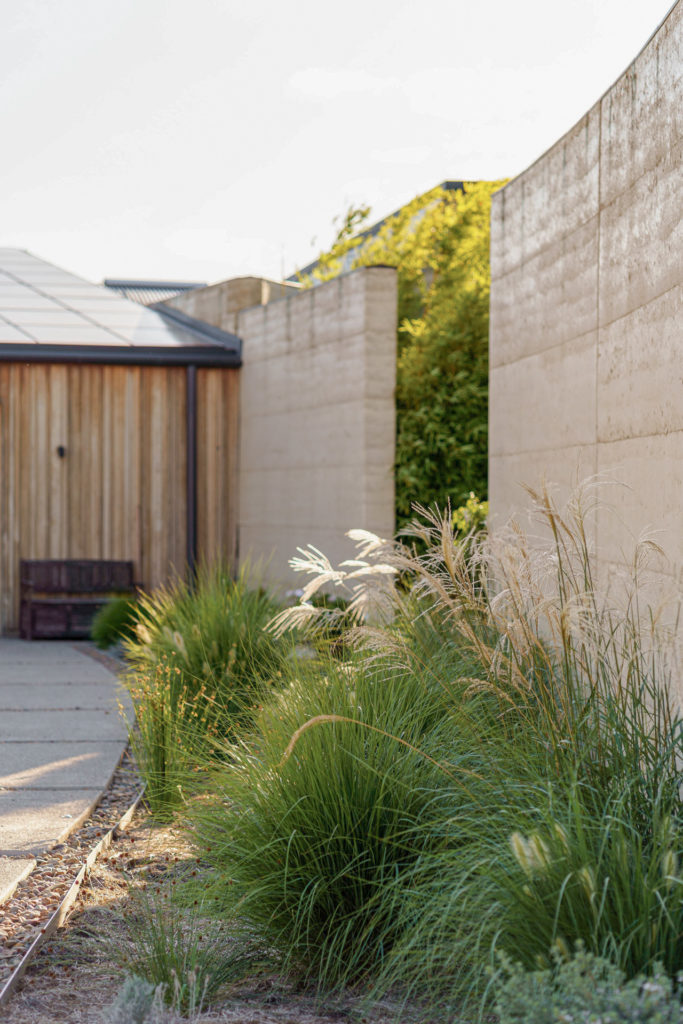 220218_MUD_Singleton-19