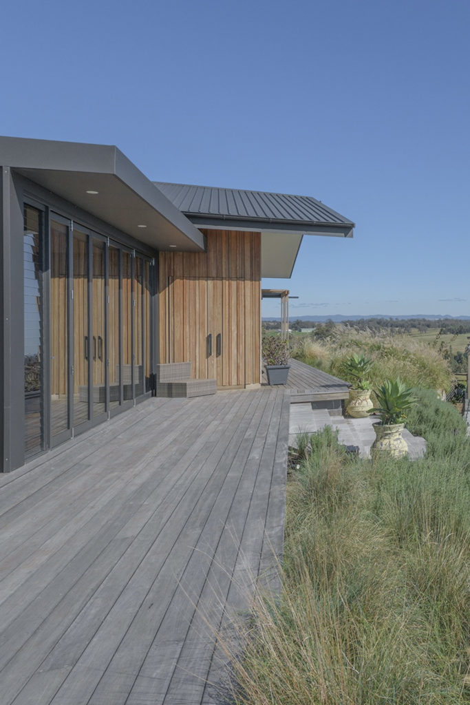 5.Karl-&-Bronwyn-Wagner-Singleton-120