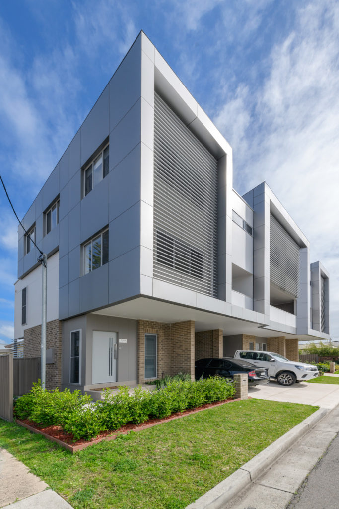 Exterior 3