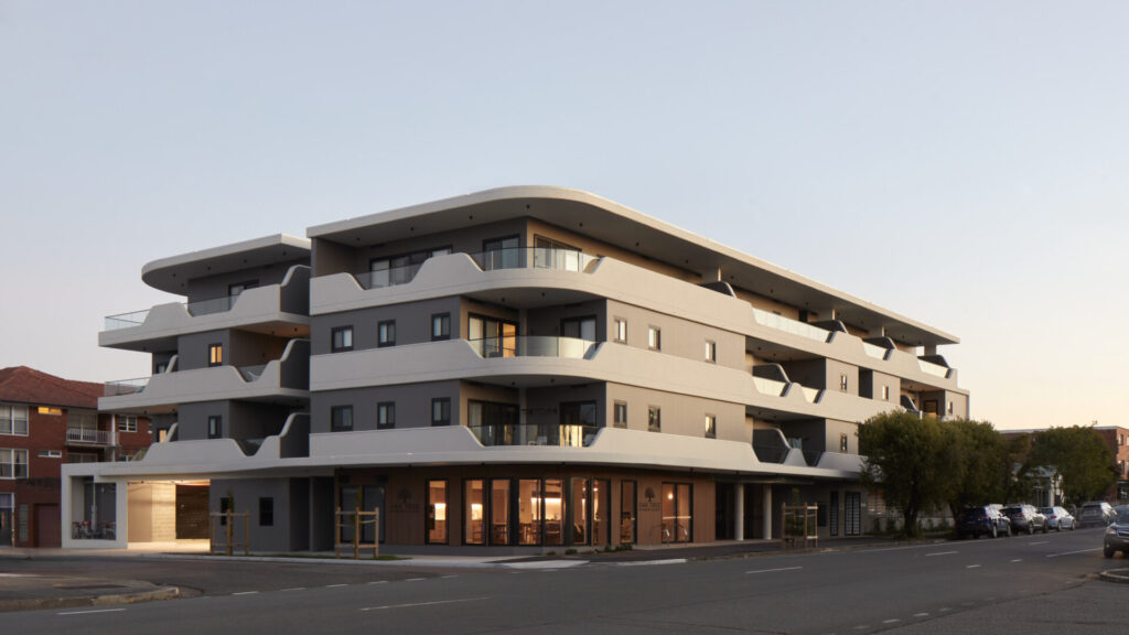 1 240514_ELK_OakTreeBrunkerRd-549