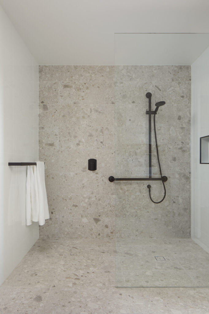 240514_ELK_OakTreeBrunkerRd-271