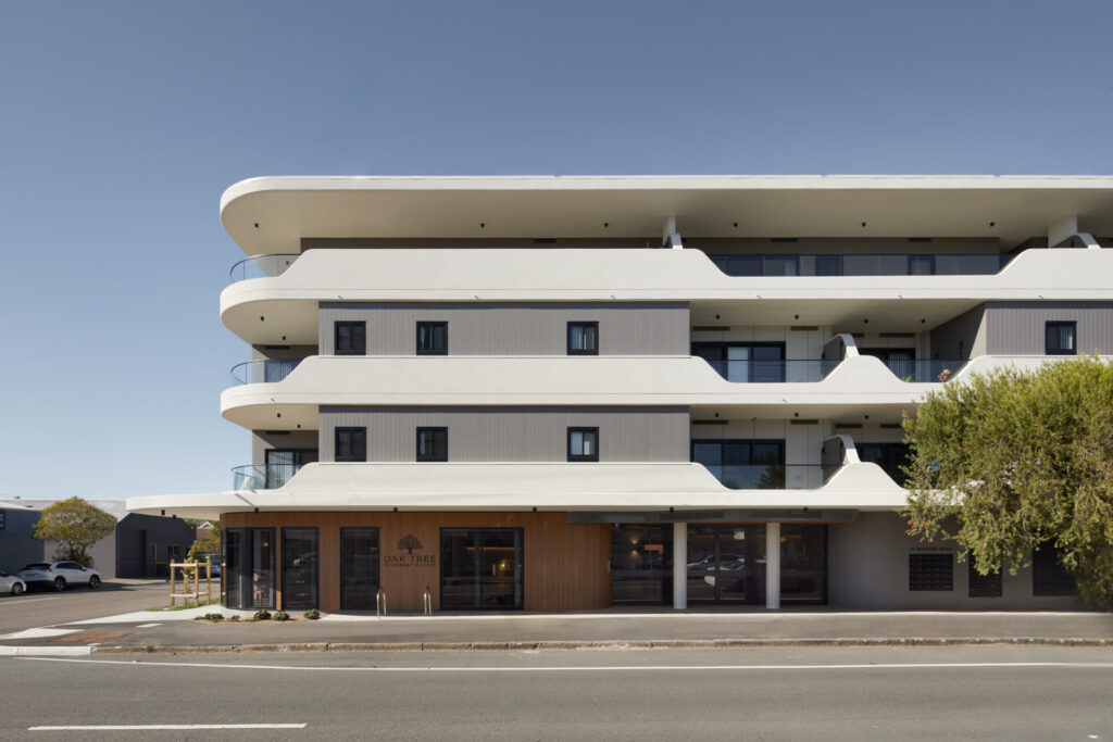 8 240514_ELK_OakTreeBrunkerRd-063